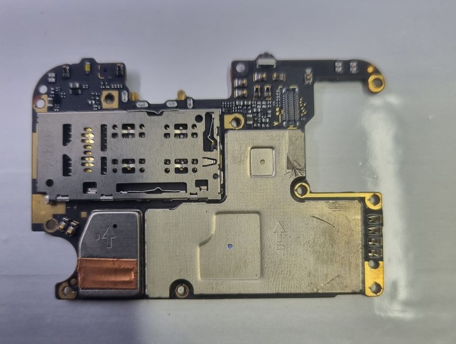 Продам материнську плату на xiaomi redmi note 8 4/128