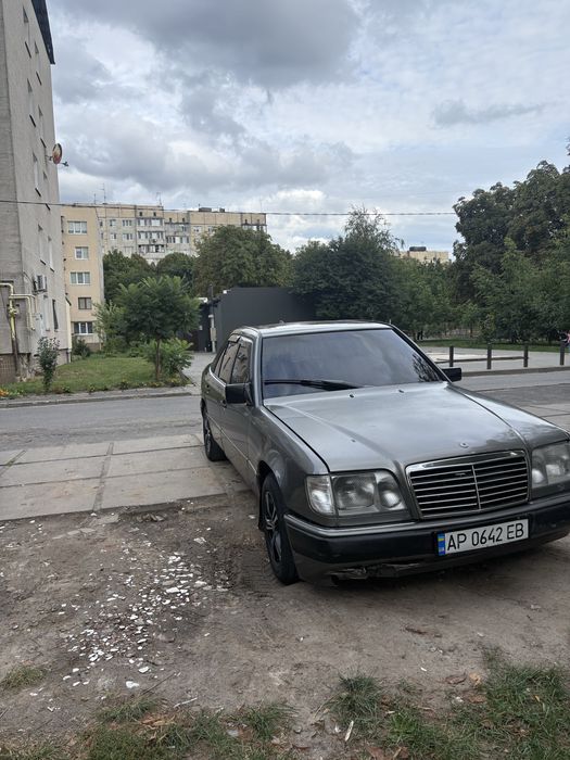 Мерседес в124 2.3