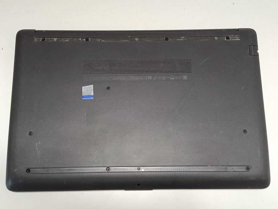 Ноутбук HP 250 G7 i5-8265U / 8GB / 256GB SSD NVMe  15.6"