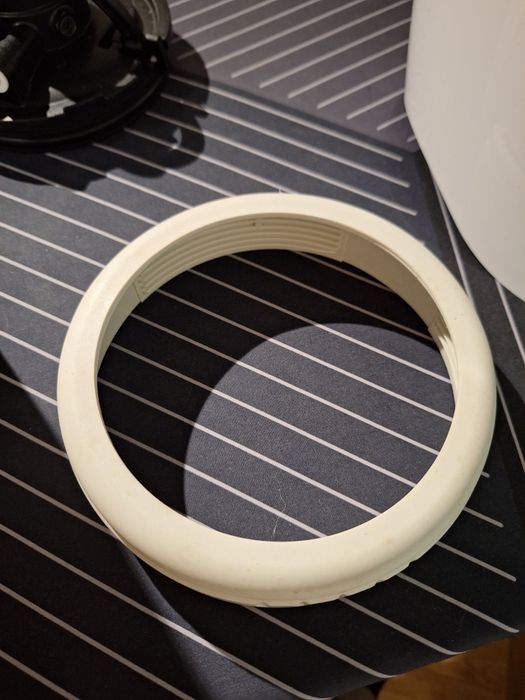 Espring nakretka zamykajaca