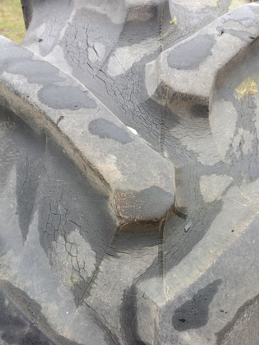 Opony 480/70R30 zamienię na rozmiar 12.4-28