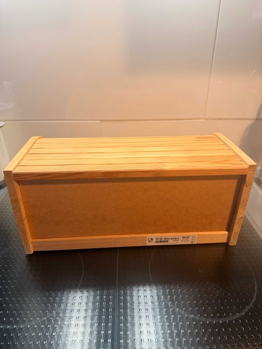 Caixa de Pão IKEA – Como Nova