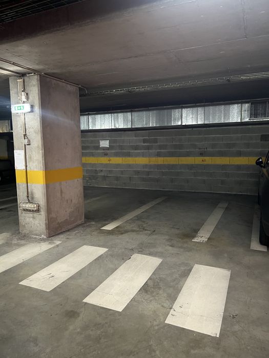 Lugar garagem dentro do forum Viseu