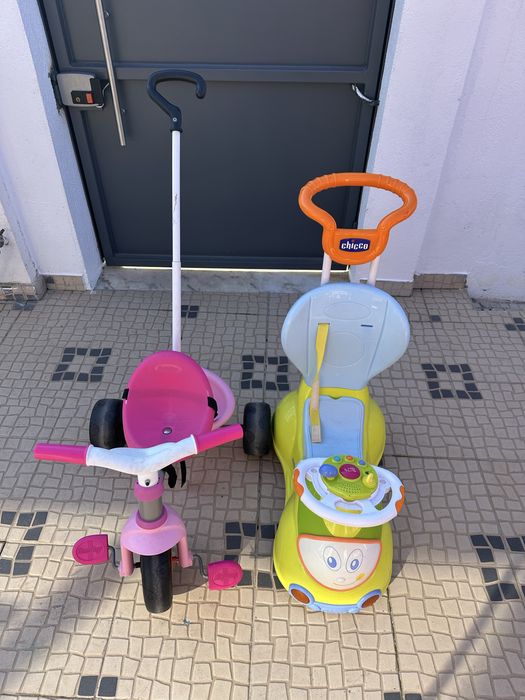 2 triciclos como novos