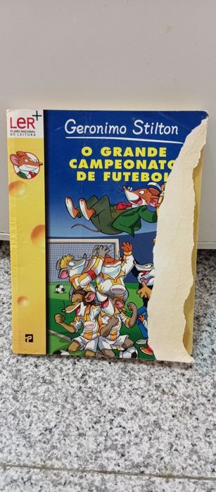 Livros variados a 1 euro cada