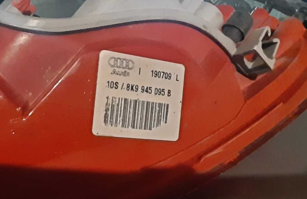 Задние фонари Audi A4 B8 ОЕМ 8K9 945 095 B, 8K9 945 093 B