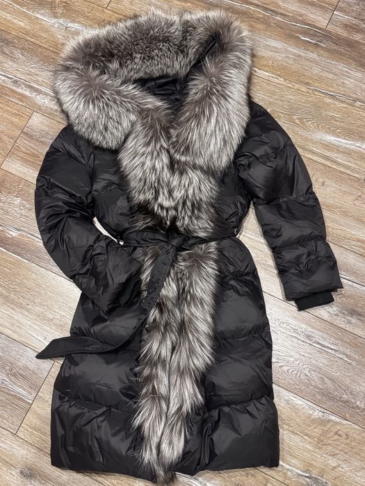 Пальто зимове з натуральним хутром