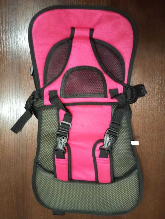 Безкаркасне дитяче крісло