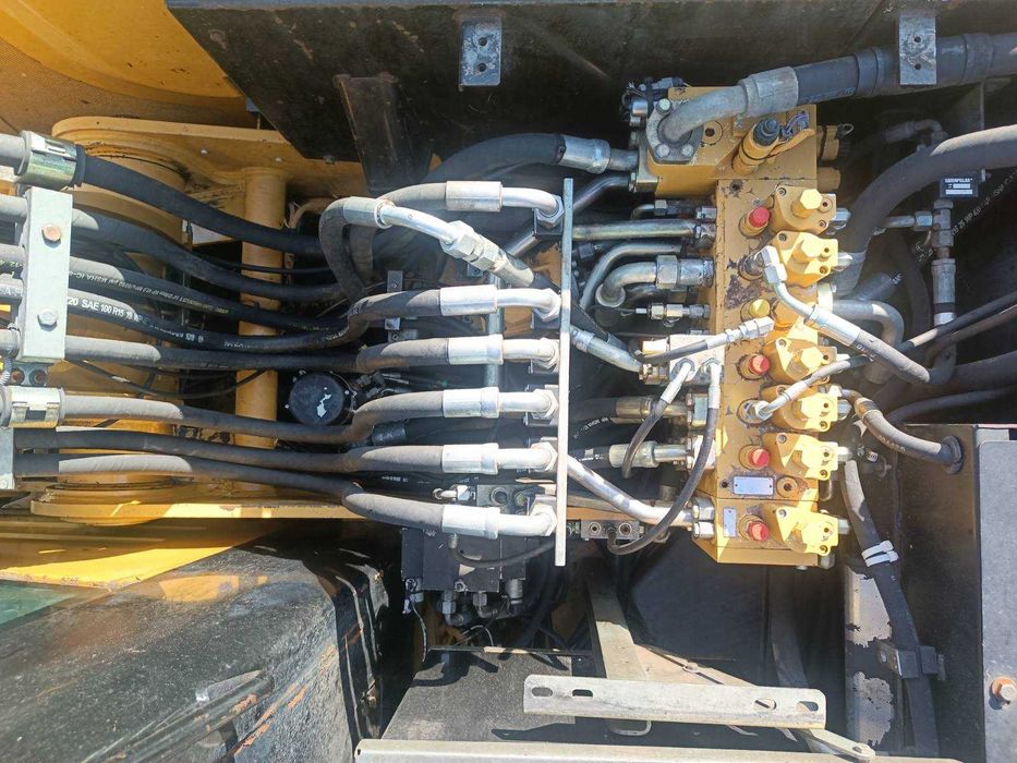 Продам полноповоротный экскаватор CAT Caterpillar M316D, 2007г в Киеве