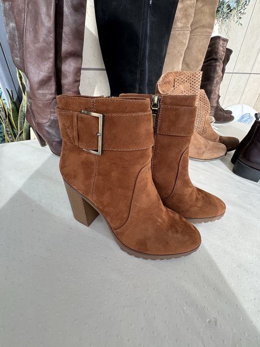 Botas - Vários preços