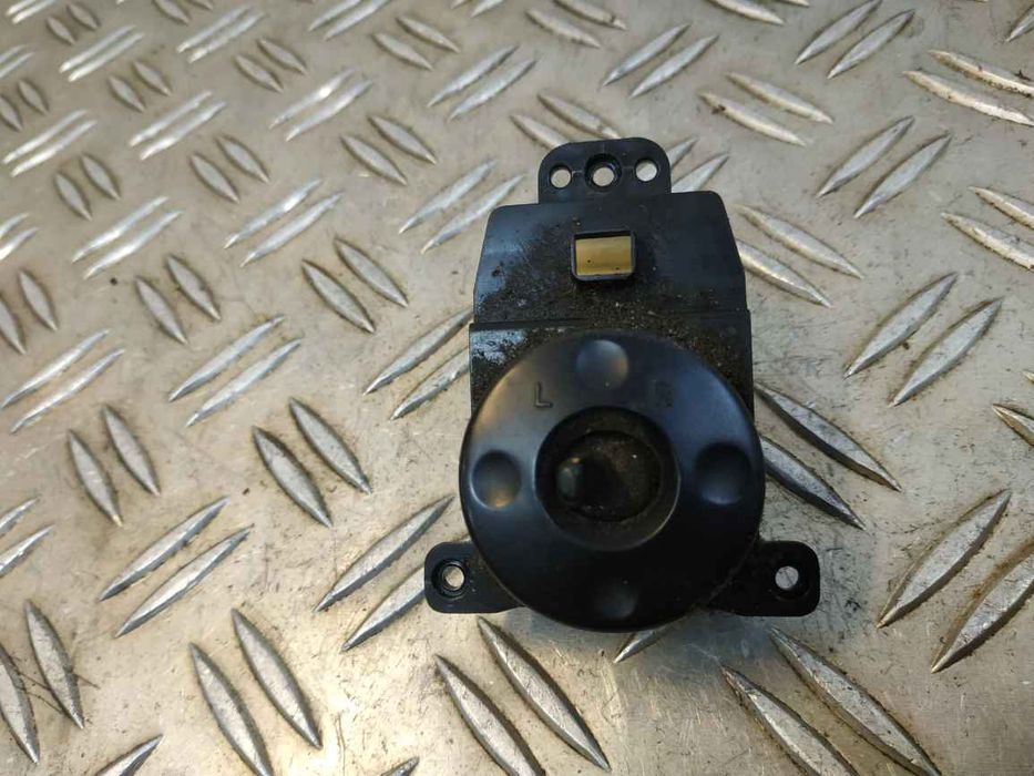 Hyundai/Kia Accent Rio 06-11 блок керування дзеркалами  EL9022 935301G