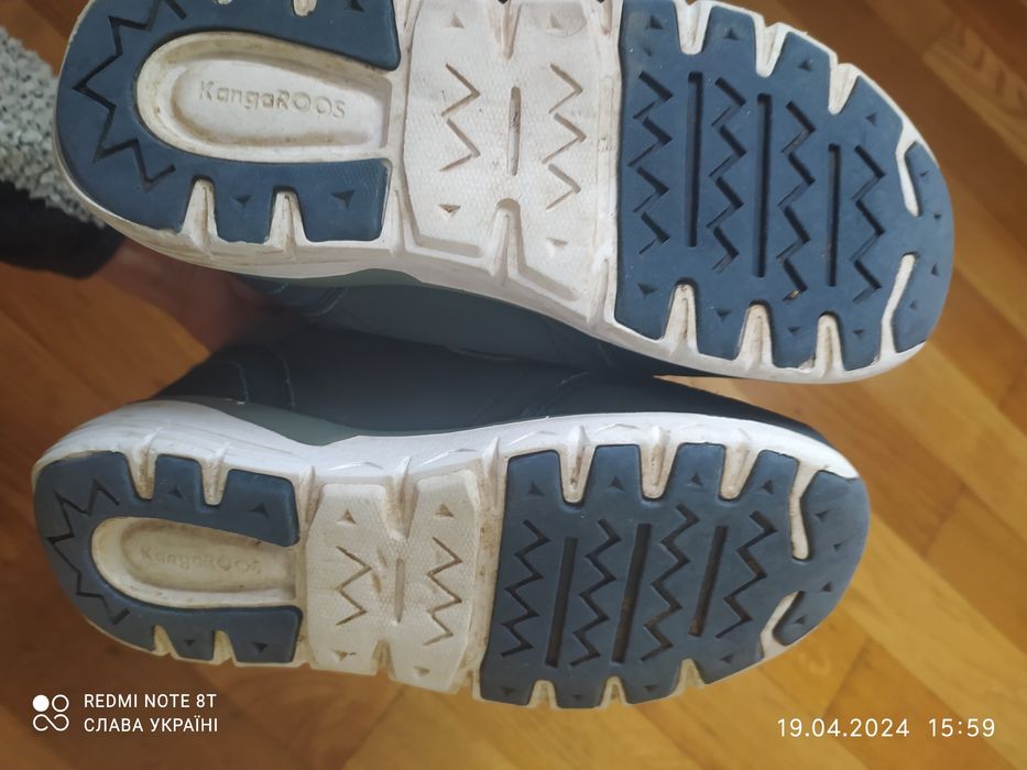 Кросівки 33 20  Skechers kangoroos