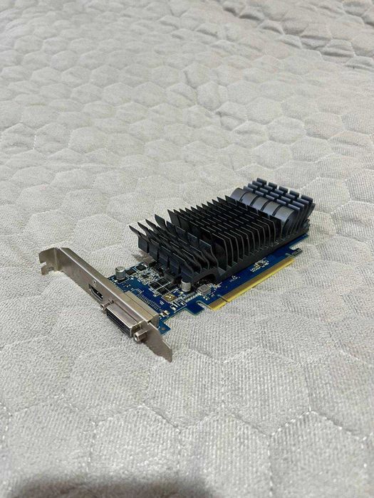 Відеокарта GeForce GT 1030, 2GB, GDDR5, пасивна
