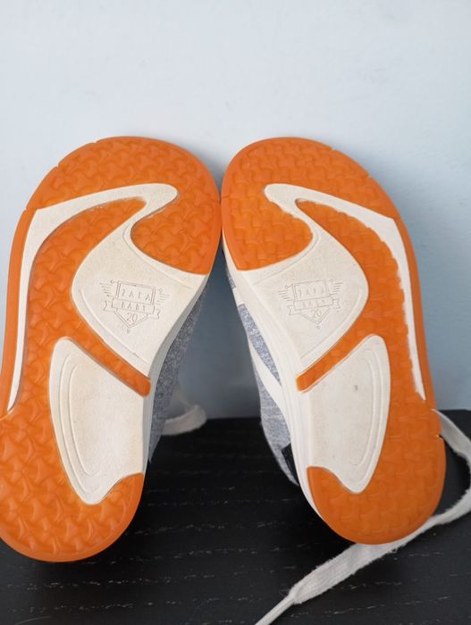 Sapatilhas Zara, tamanho 20