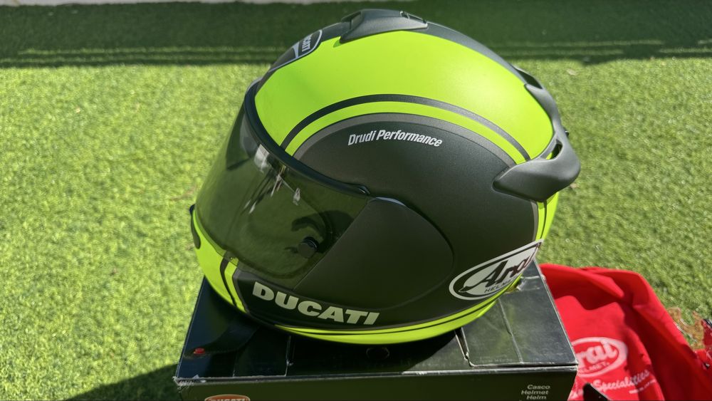 Capacet ARAI Chaser-V Pro Drudi Performance Ducati