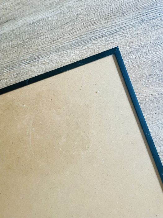 Moldura Grande Preta com Vidro para Poster – 101x71 cm