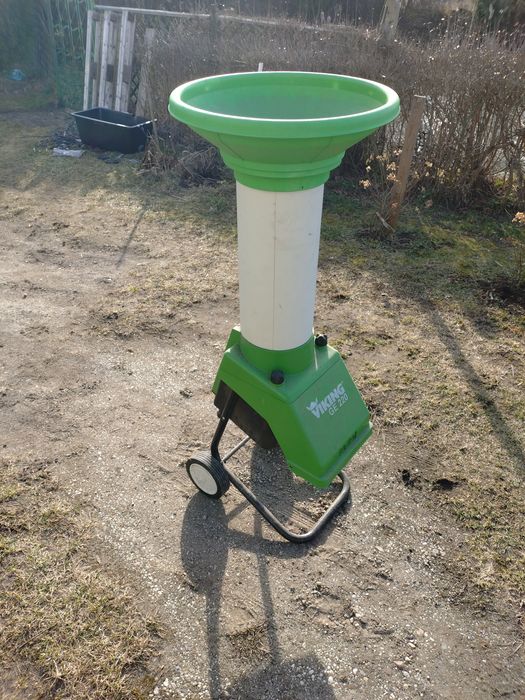 Rębak rozdrabniacz do gałęzi Viking GE220