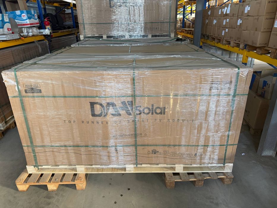 Сонячні панелі/Солнечные панели DAH Solar 640W DHN-78*16/DG