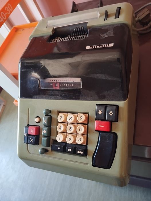 Máquina calculadora anos 1950/60