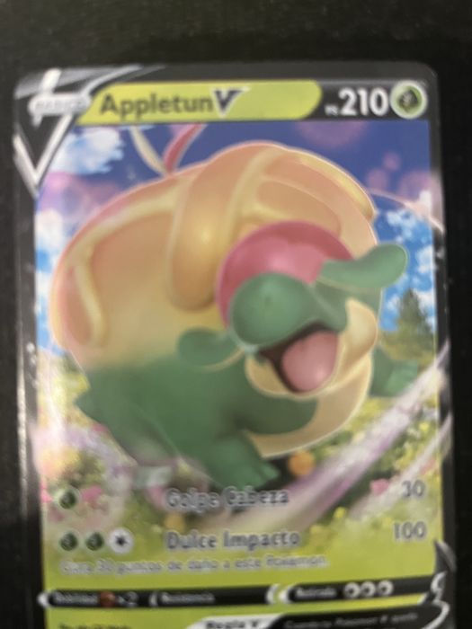 Muitas cartas Pokémon