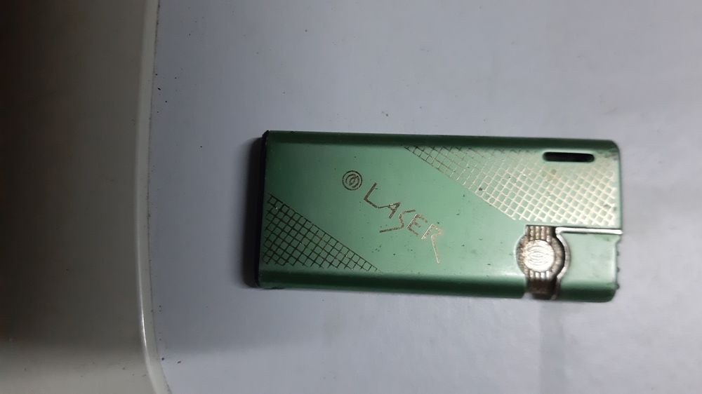 Oito isqueiros para colecionadores.