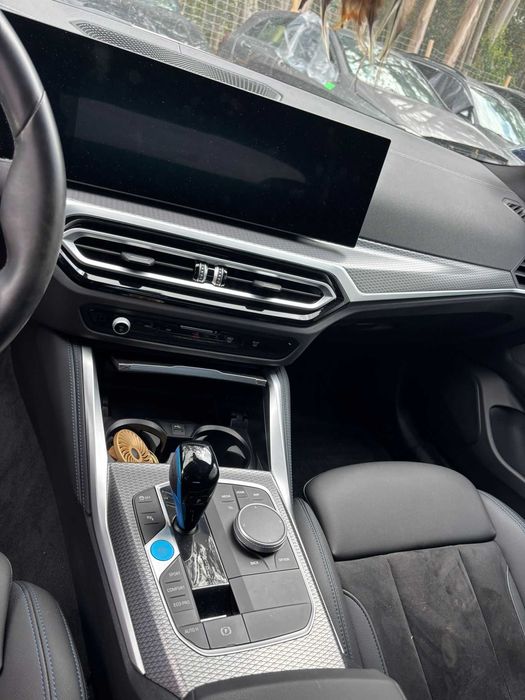 BMW i4  eDrive40