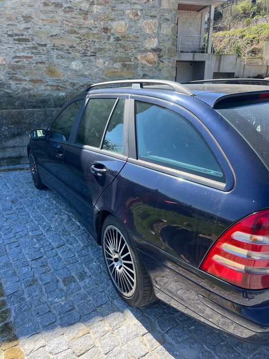 Mercedes-Benz C 220 — fotografia 2