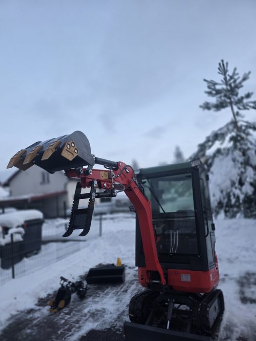 Minikoparka 1.5 tony nowa 3 łyżki w zestawie