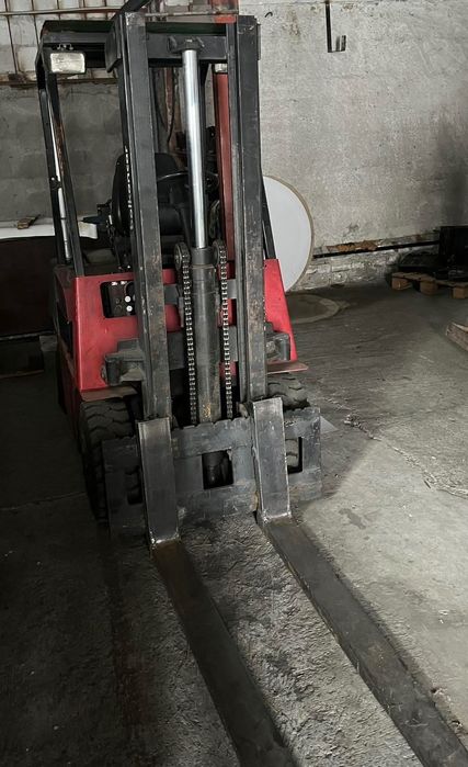 Навантажувач Balkancar ДВ 1661