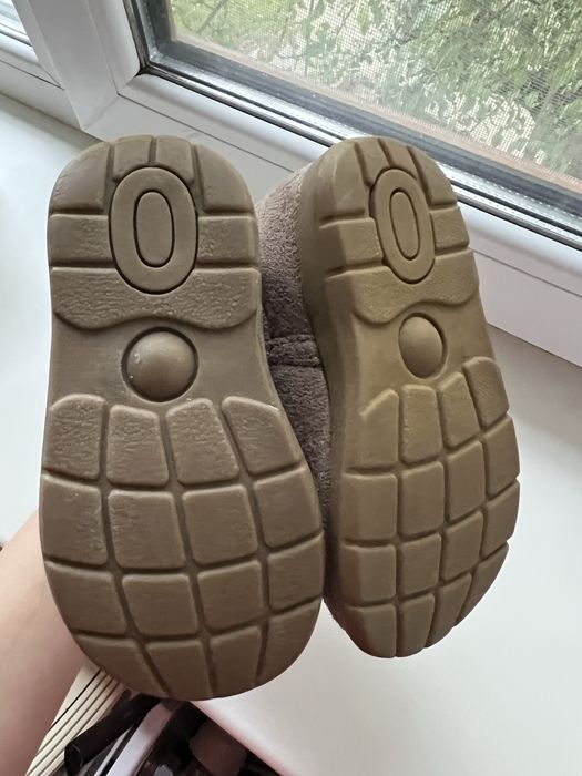 Чоботи дитячі 23