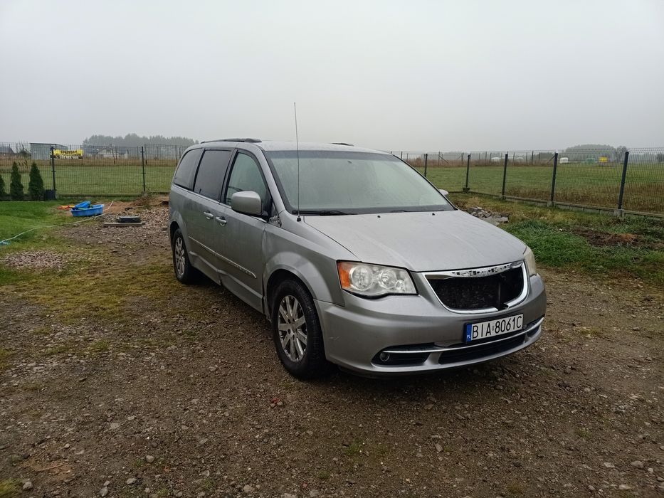 Chrysler Town Country 3.6 LPG uszkodzony