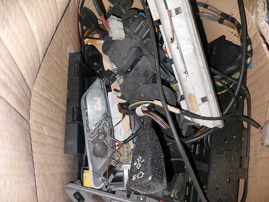 525 TDS Touring E34 Lote de peças