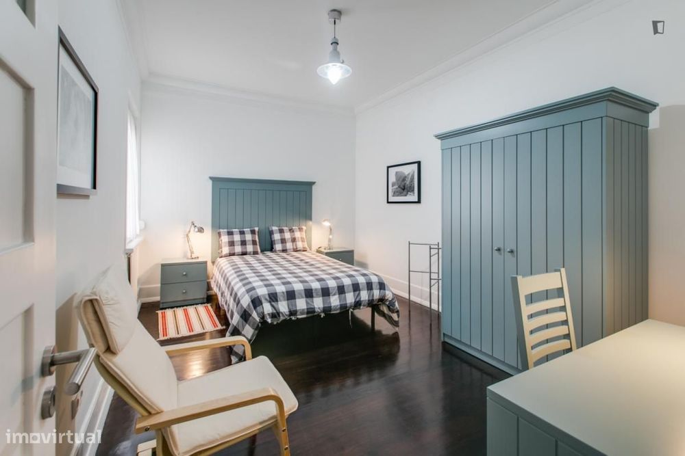 Quarto - localizado em Saldanha Lisbon