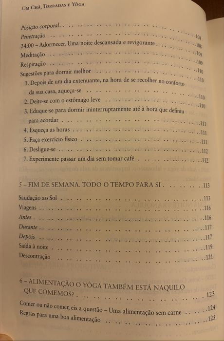 Livro  Um chá, torradas e yoga