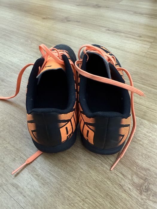 TénisPuma futbol salão criança 37