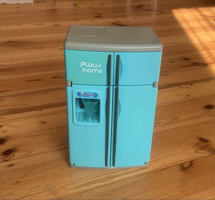 Холодильник іграшковий від бренду Keenway з продуктами