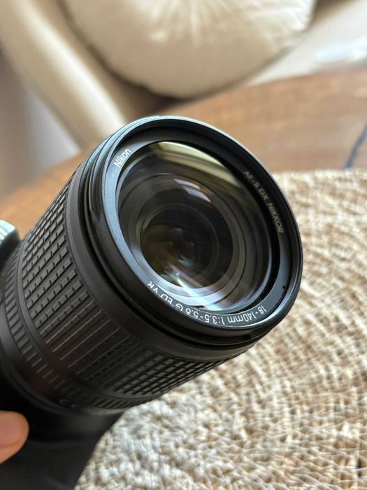 Aparat Nikon D3500 + obiektyw futerał stan idealny