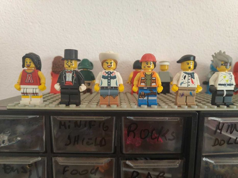 Lote Minifiguras Lego a 3€ cada