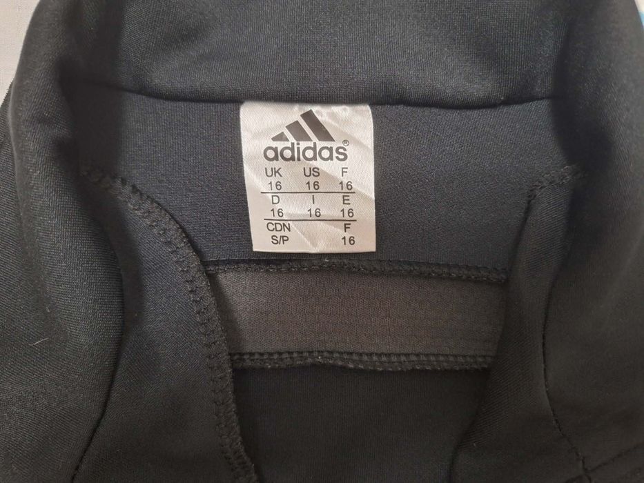 Casaco de Treino Oficial Adidas Juventus (Época 2019/20) tamanho 14/15 anos