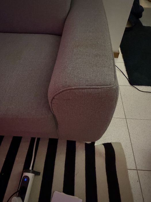 Sofá dois lugares