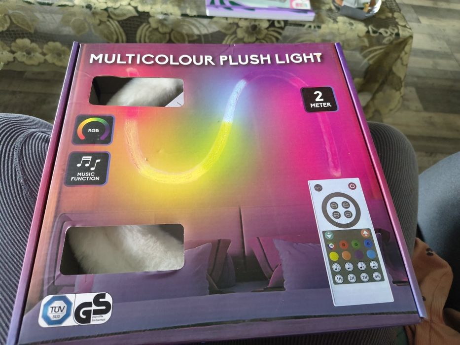 Pasek LED pluszowy z funkcją muzyki