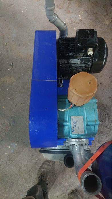 Pompa  Alfa laval 76 gotowa do pracy.