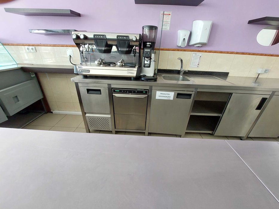 Vendo mobiliário café