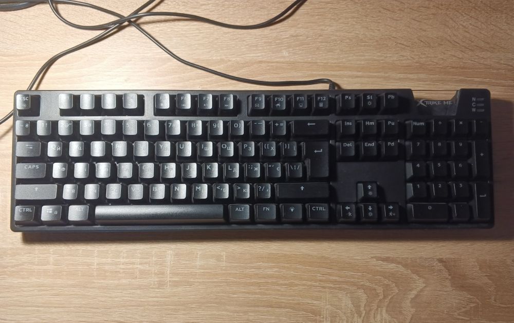 Клавиатура механическая Xtrike me 100%