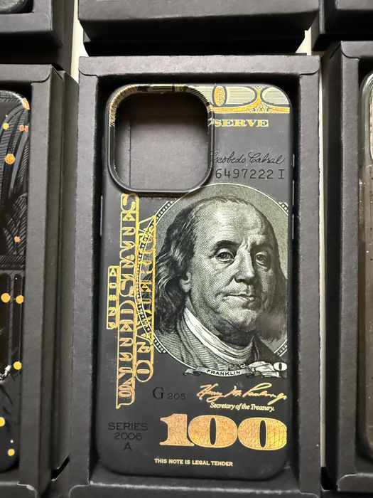 Чохли на iPhone 15 Pro Max