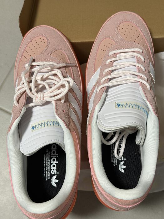 Tenis/sapatilhas unisexo da marca adidas gazelle tamanho 43 salmâo