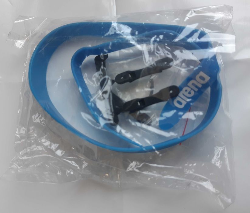 Natação: Óculos + Spares para Óculos + Calções + Outros Acessórios
