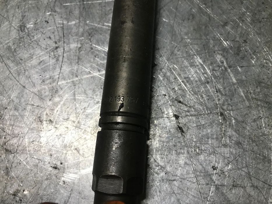 INJECTOR / INJETOR IVECO 2.8DTI 0432193757