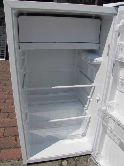 Lodówka zamrażalnik chłodziarka 90L szklany front biała Klarstein