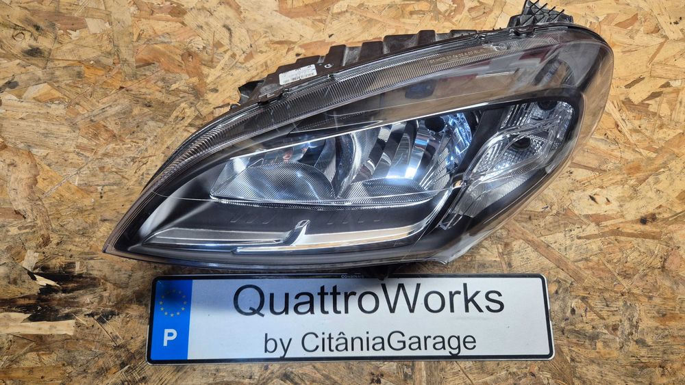 Otica Farol Esquerdo Fiat Doblo Cargo Combi Platform Cab 263 de 2010 a 2023 Ref. 521.094580 ORIGINAL
